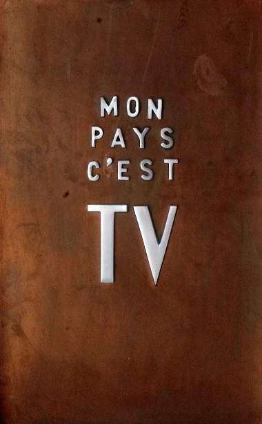 <p>"Mon pays c'est TV", by John Havelda (2012)</p><p>"Creative Writing" section guest editor: Erín Moure</p>